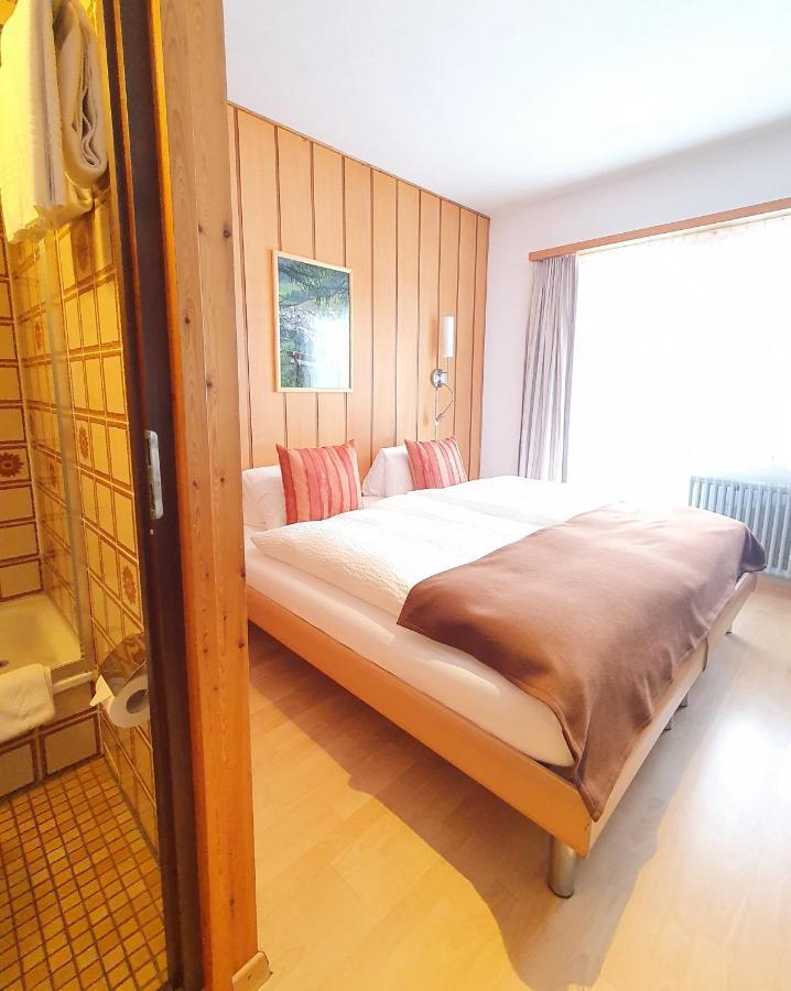 Hotel-Restaurant Grina Simplon Buitenkant foto