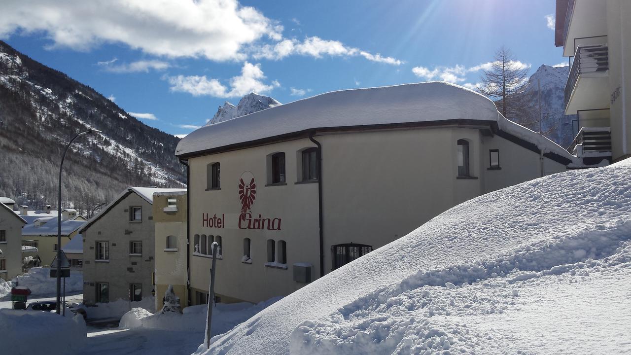 Hotel-Restaurant Grina Simplon Buitenkant foto